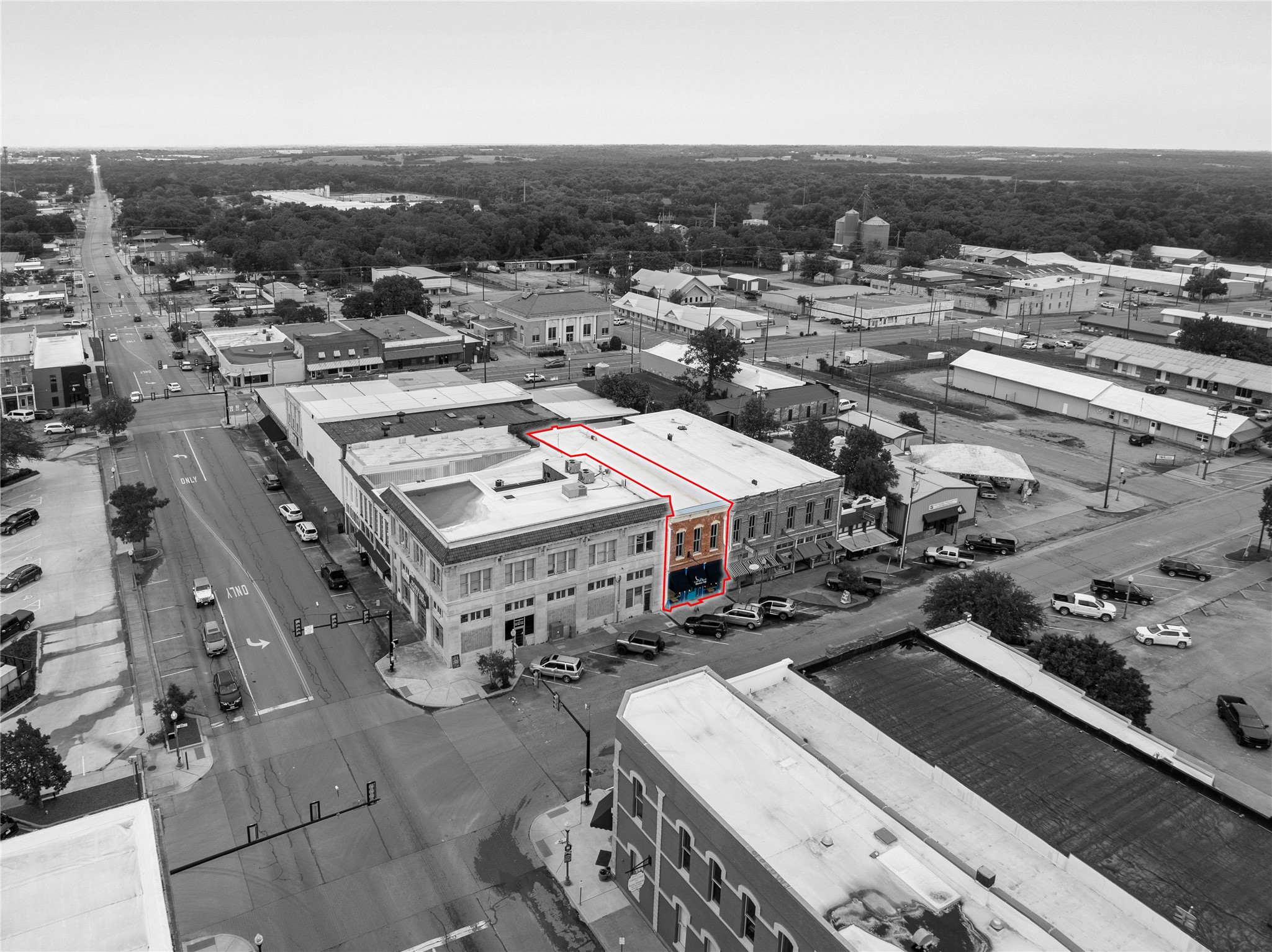 318 N Main Street Bonham TX 75418