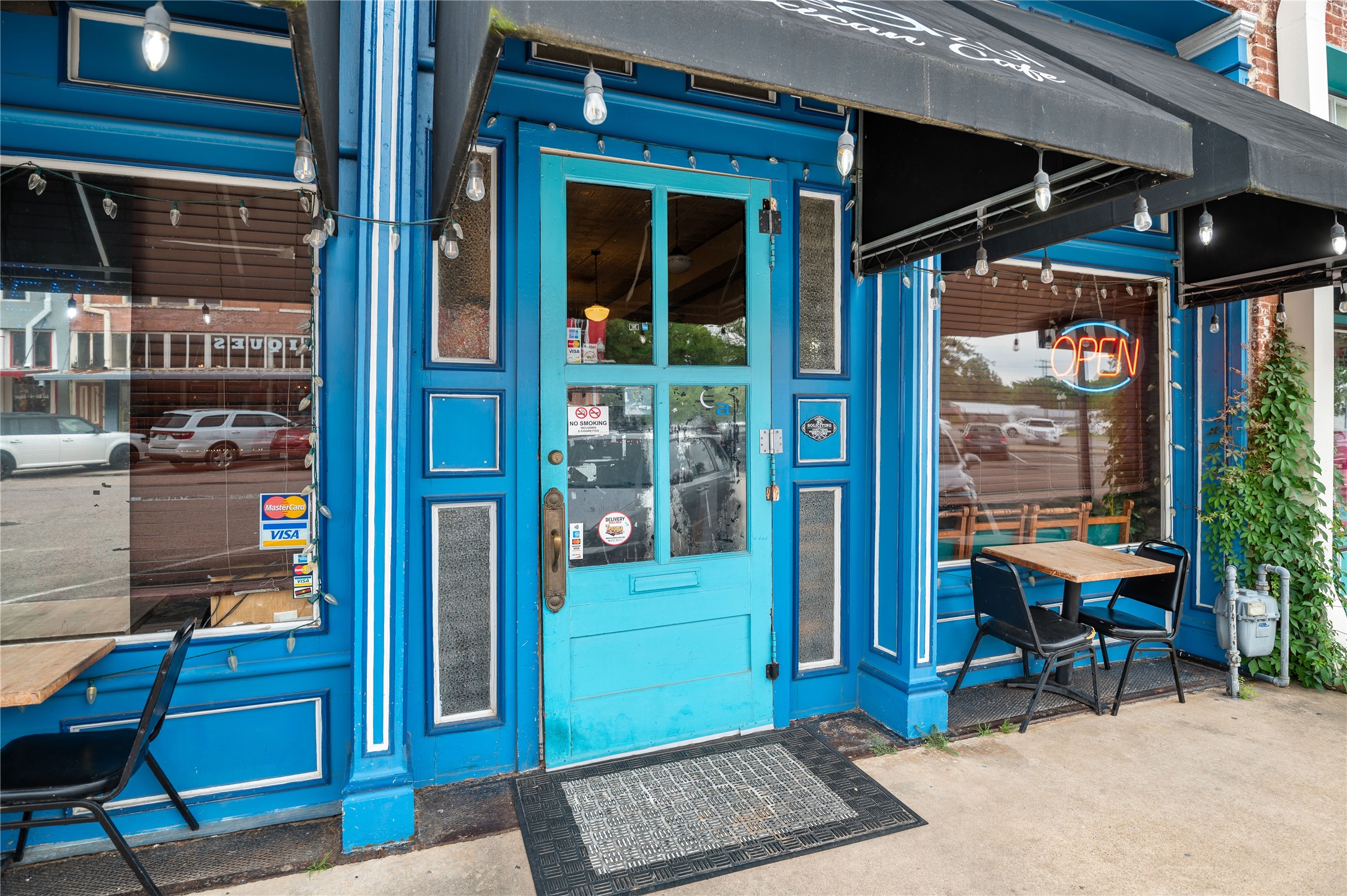 318 N Main Street Bonham TX 75418
