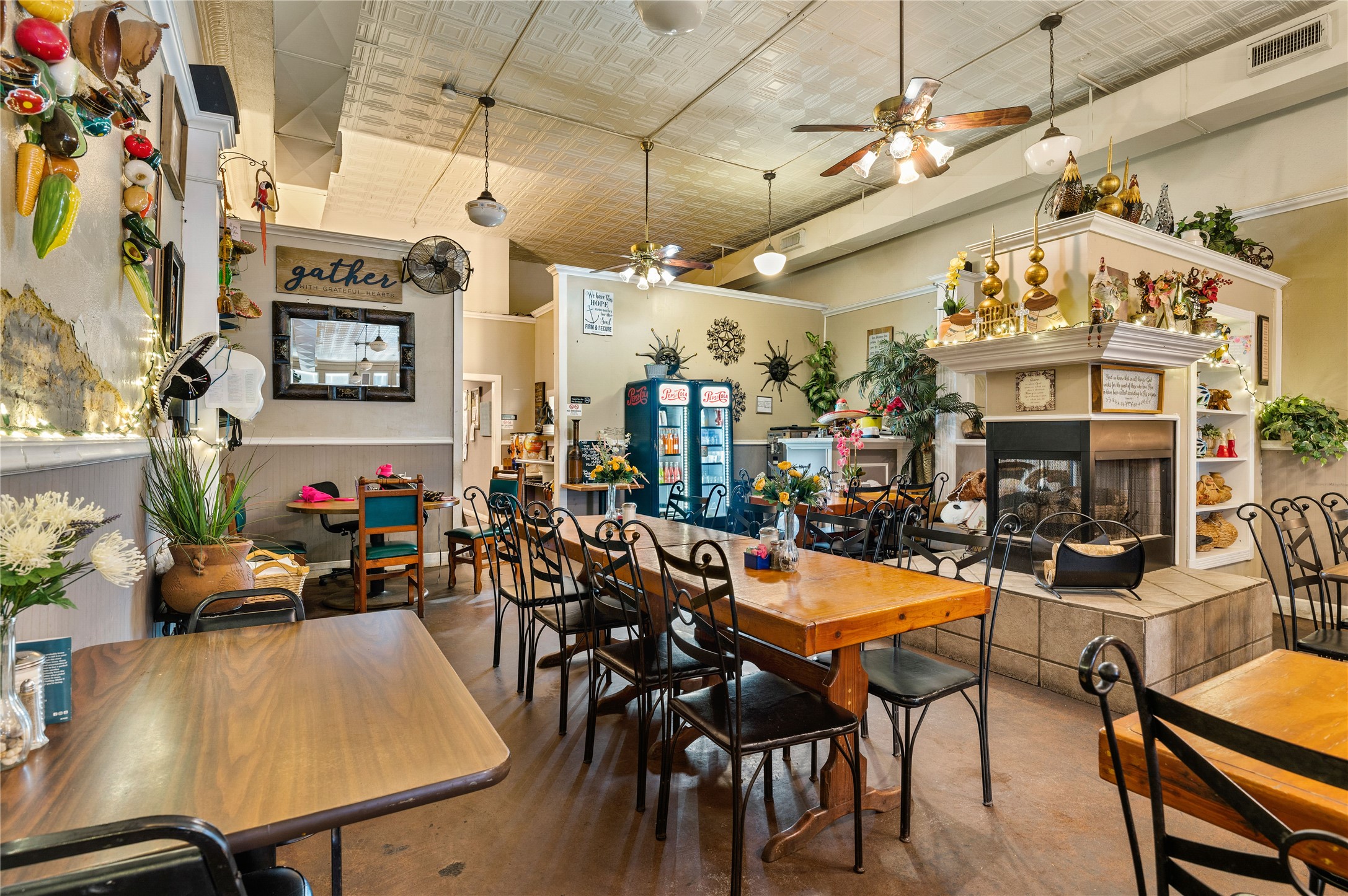 318 N Main Street Bonham TX 75418