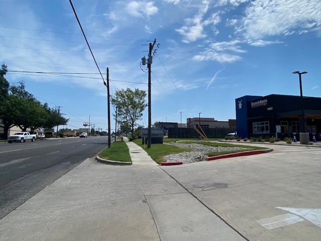 913 E Tyler Street Athens TX 75751