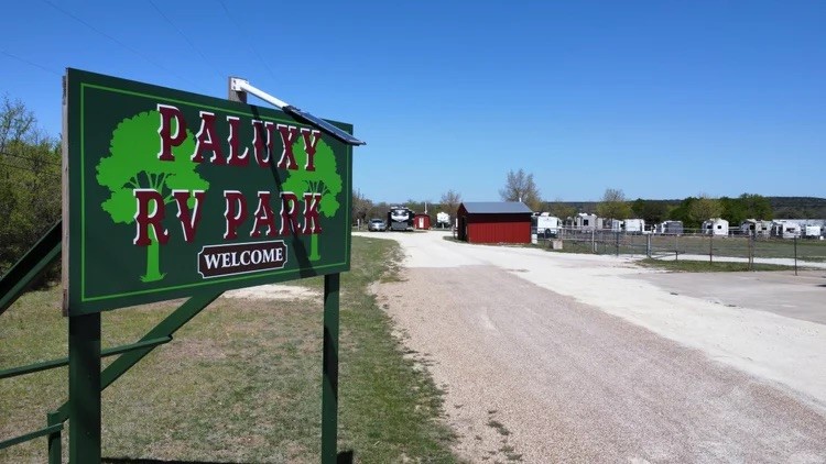 1607 Us 67 Glen Rose TX 76043