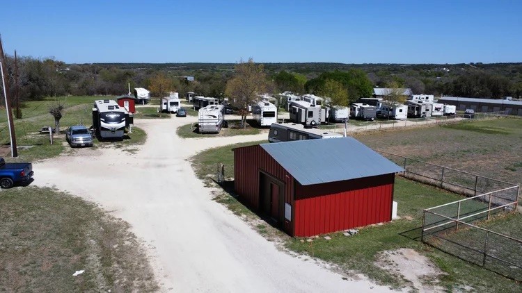 1607 Us 67 Glen Rose TX 76043