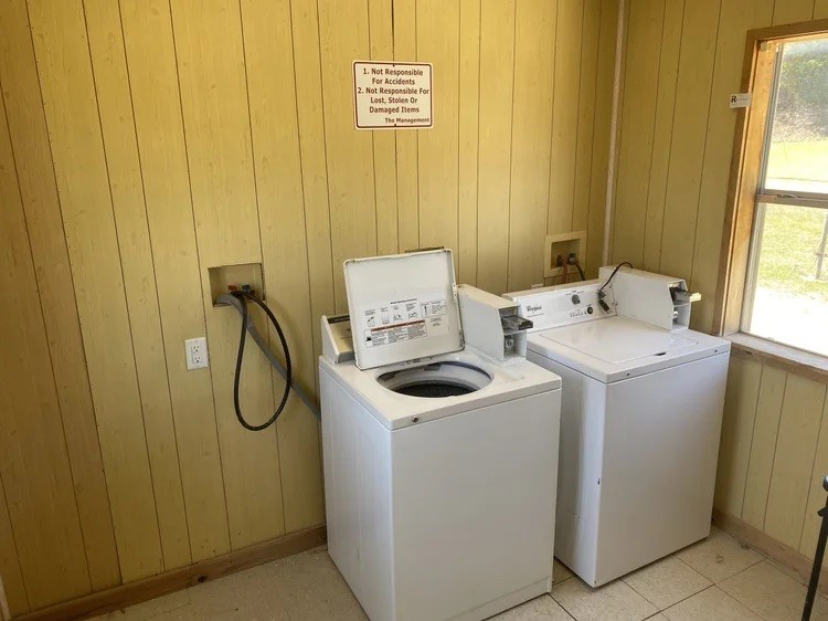 1607 Us 67 Glen Rose TX 76043