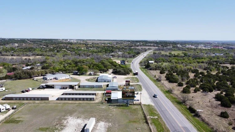 1607 Us 67 Glen Rose TX 76043