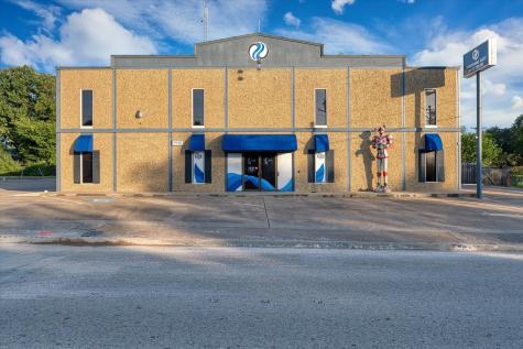 3901 W Waco Drive Waco TX 76710