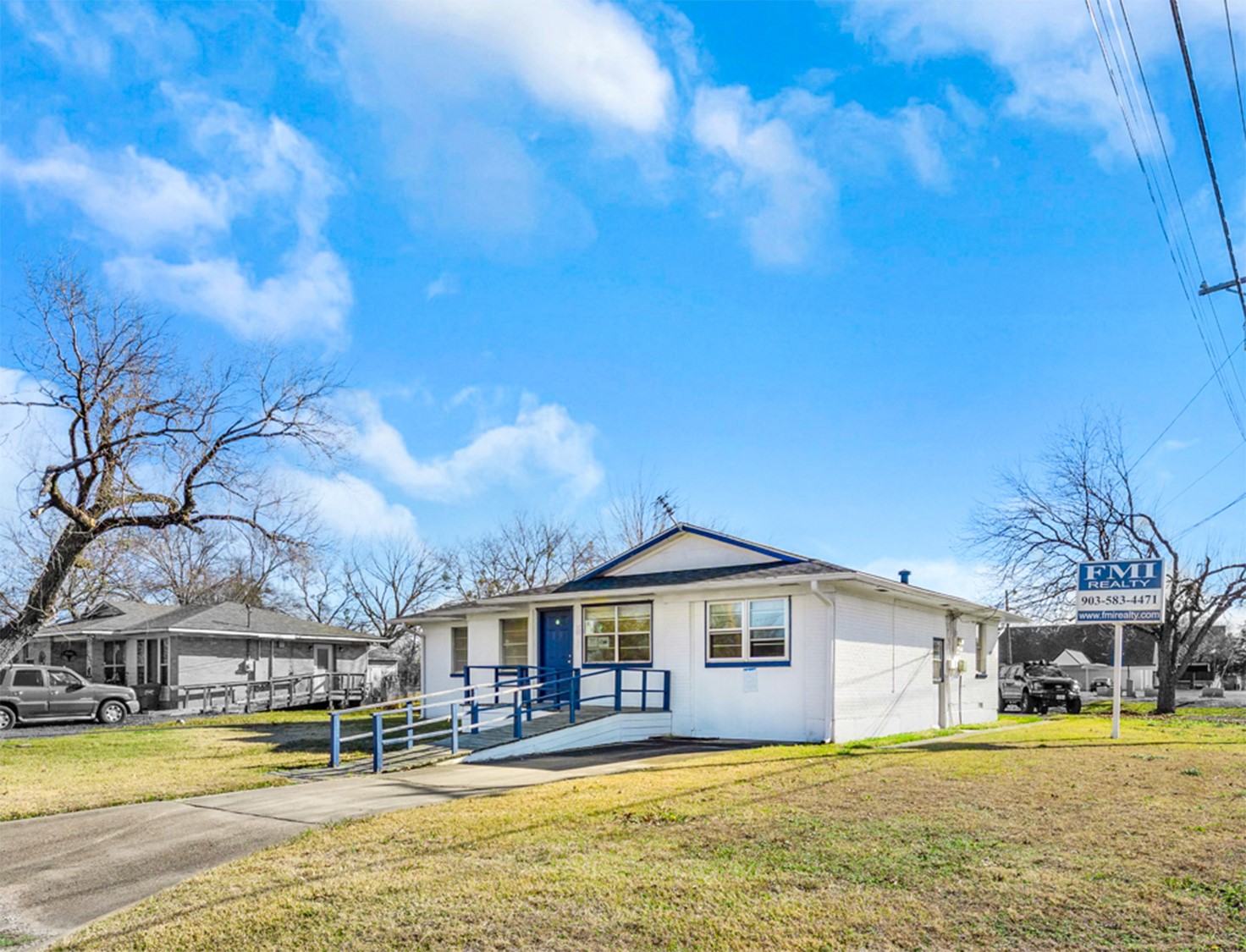 200 E Russell Avenue Bonham TX 75418