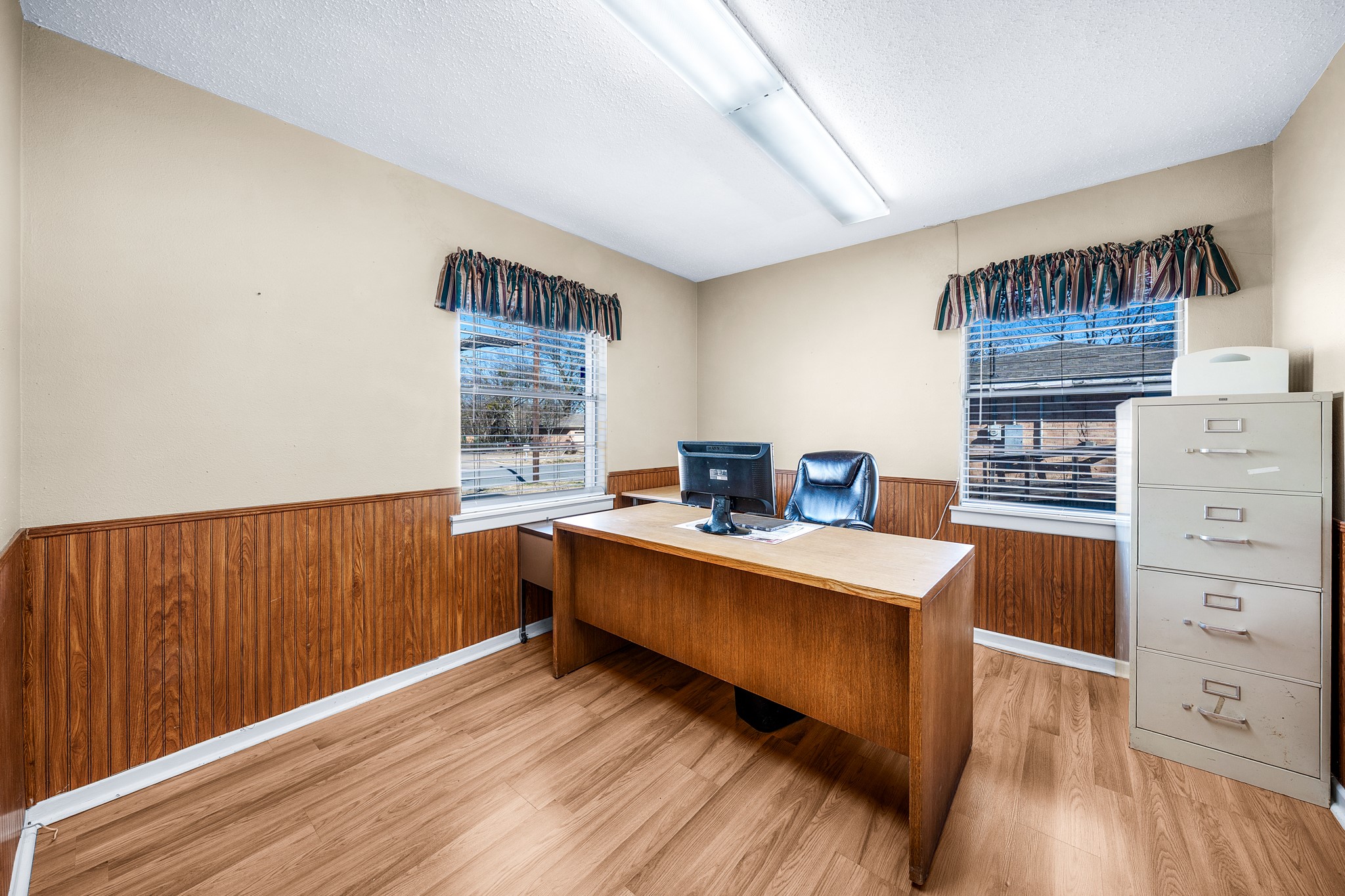 200 E Russell Avenue Bonham TX 75418