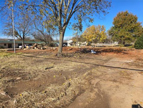 2309 W Washington Street Stephenville TX 76401