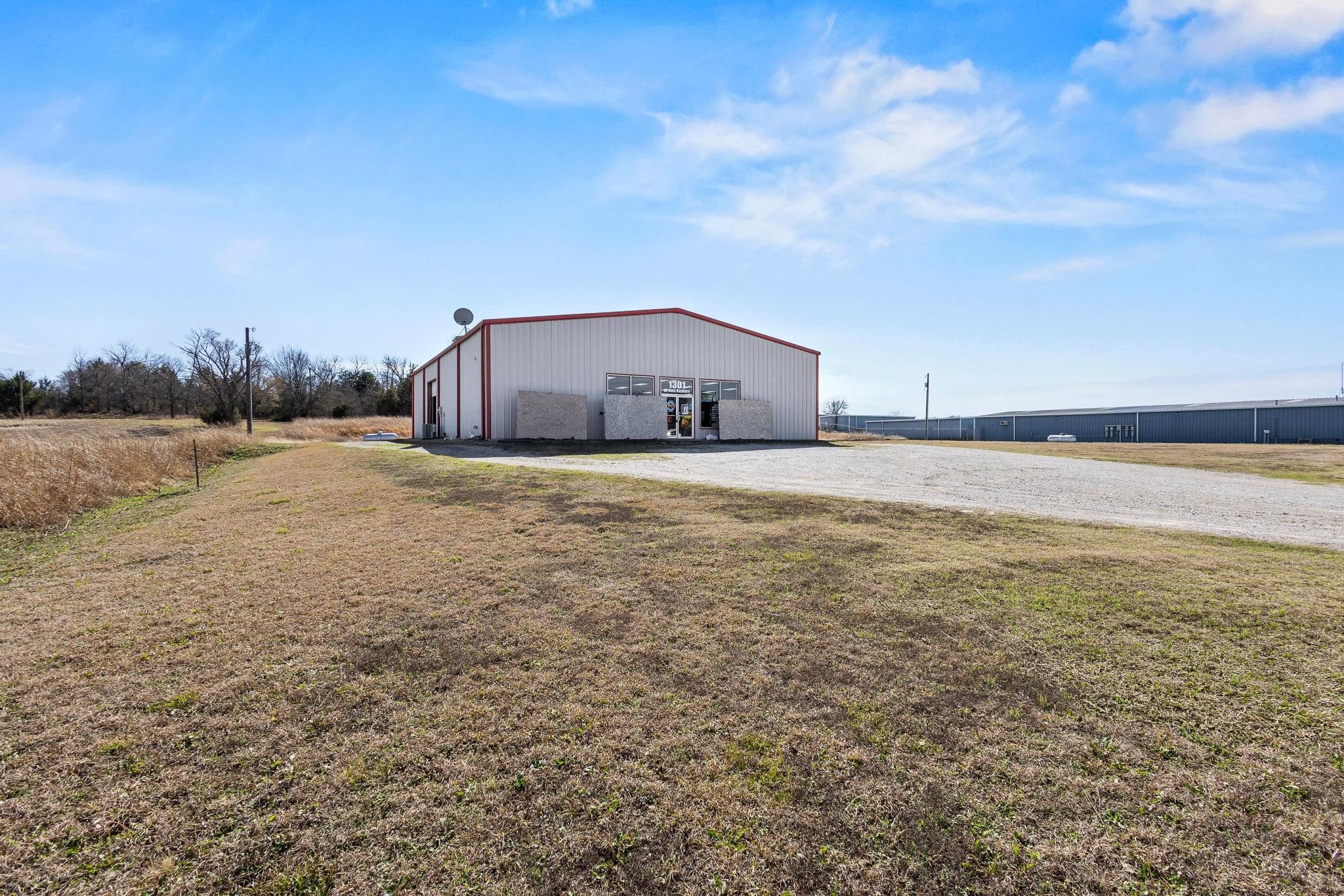 1301 W Sam Rayburn Drive Bonham TX 75418