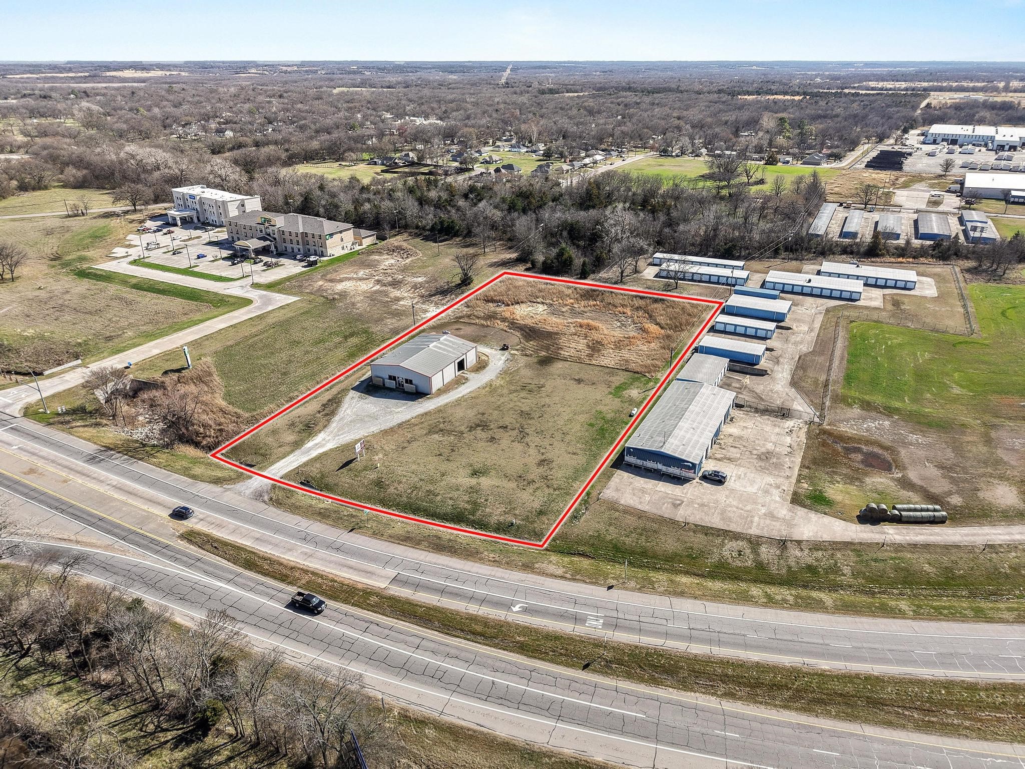 1301 W Sam Rayburn Drive Bonham TX 75418