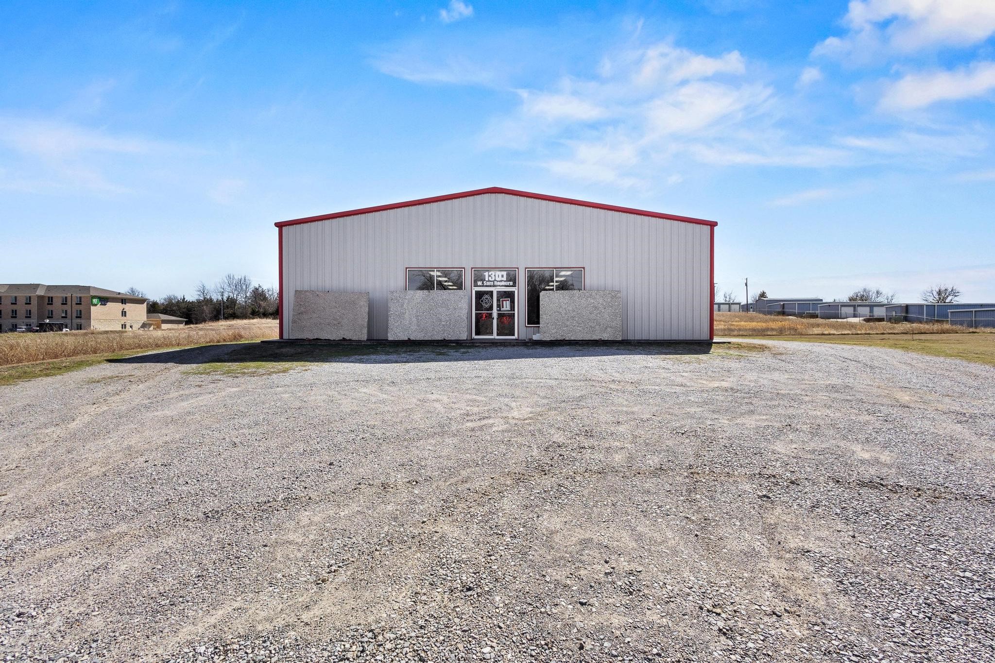 1301 W Sam Rayburn Drive Bonham TX 75418