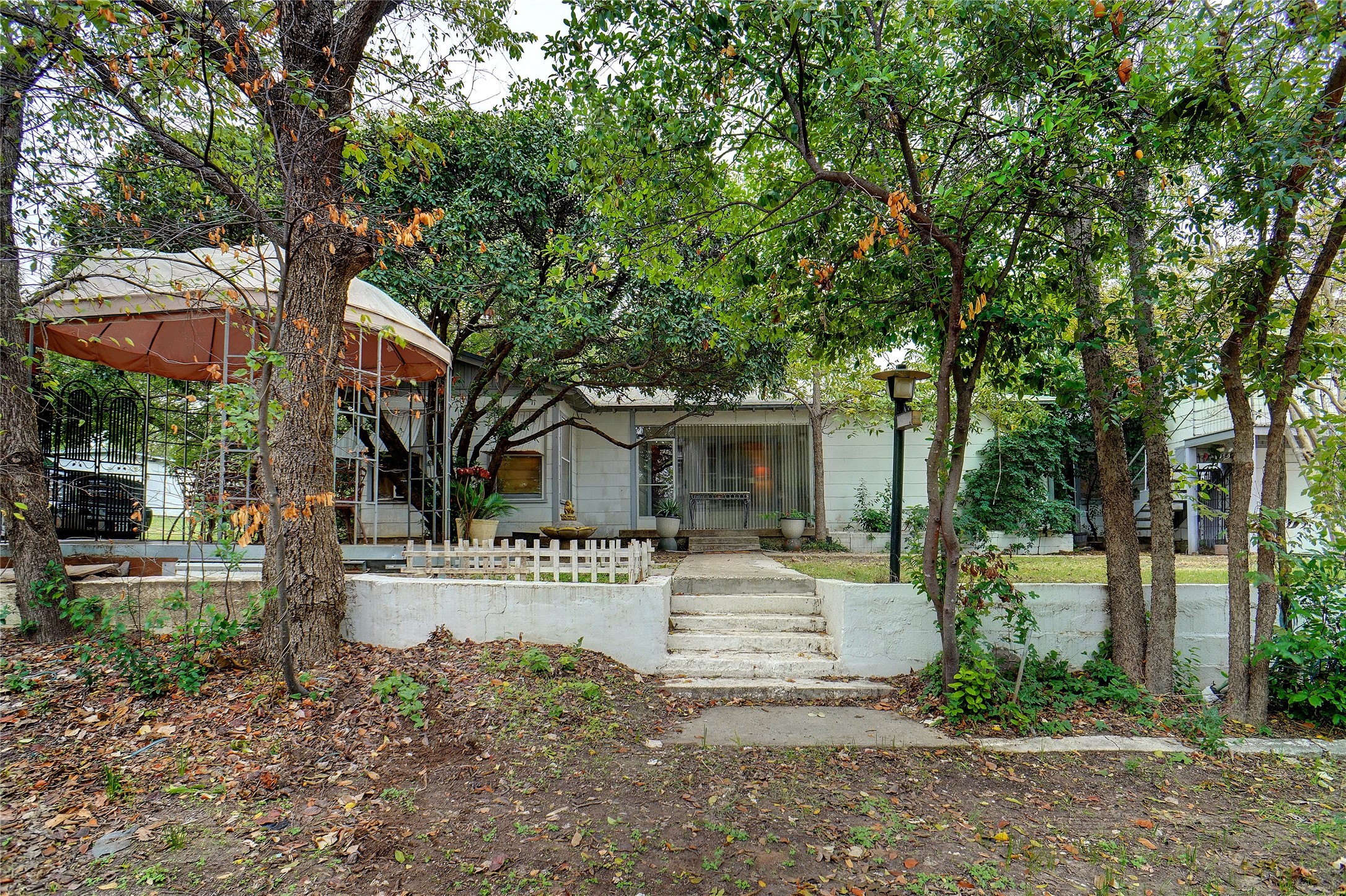 1000 Southeast Parkway Azle TX 76020