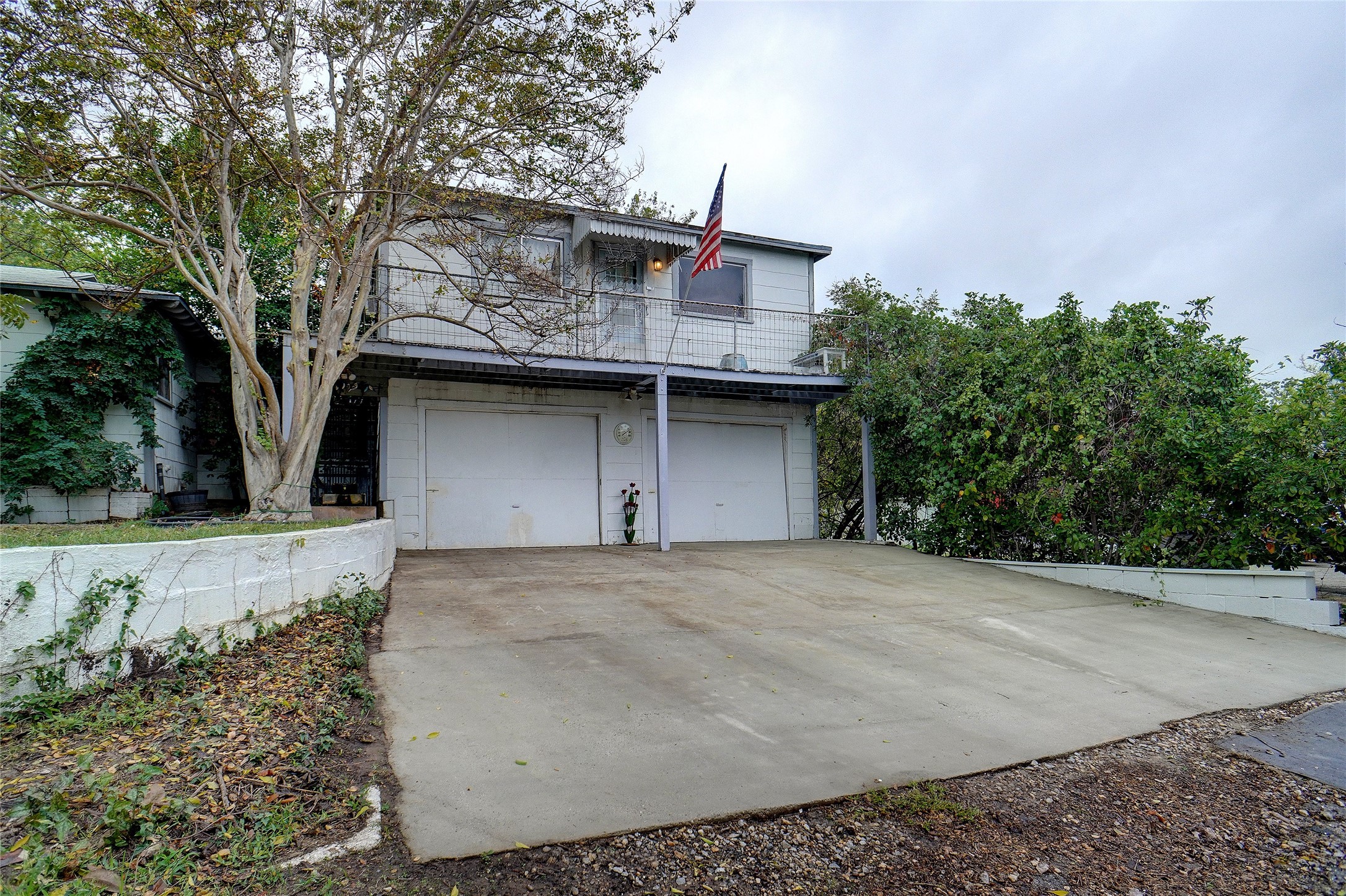 1000 Southeast Parkway Azle TX 76020