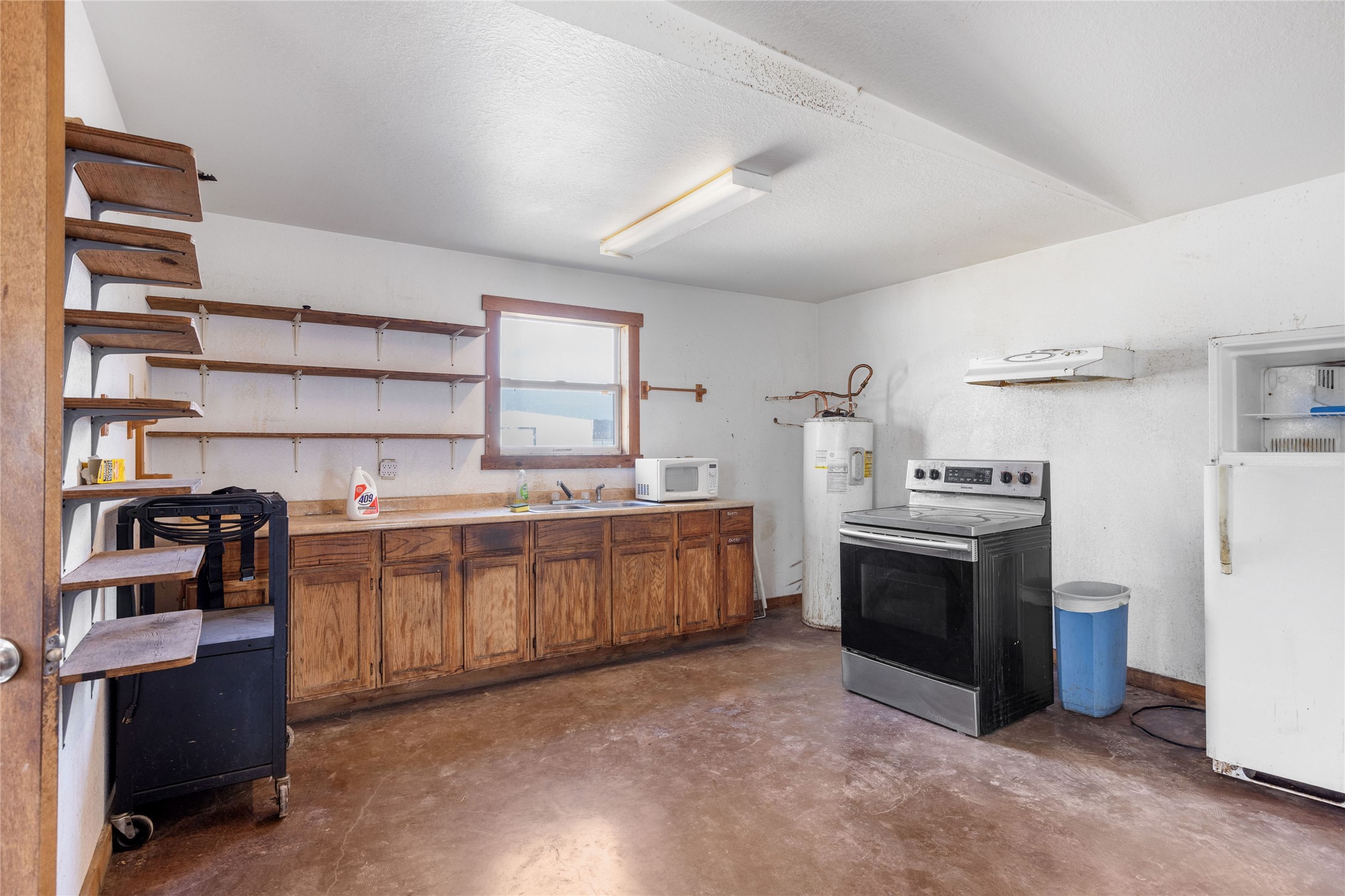 545 N Highway 83 Junction TX 78649