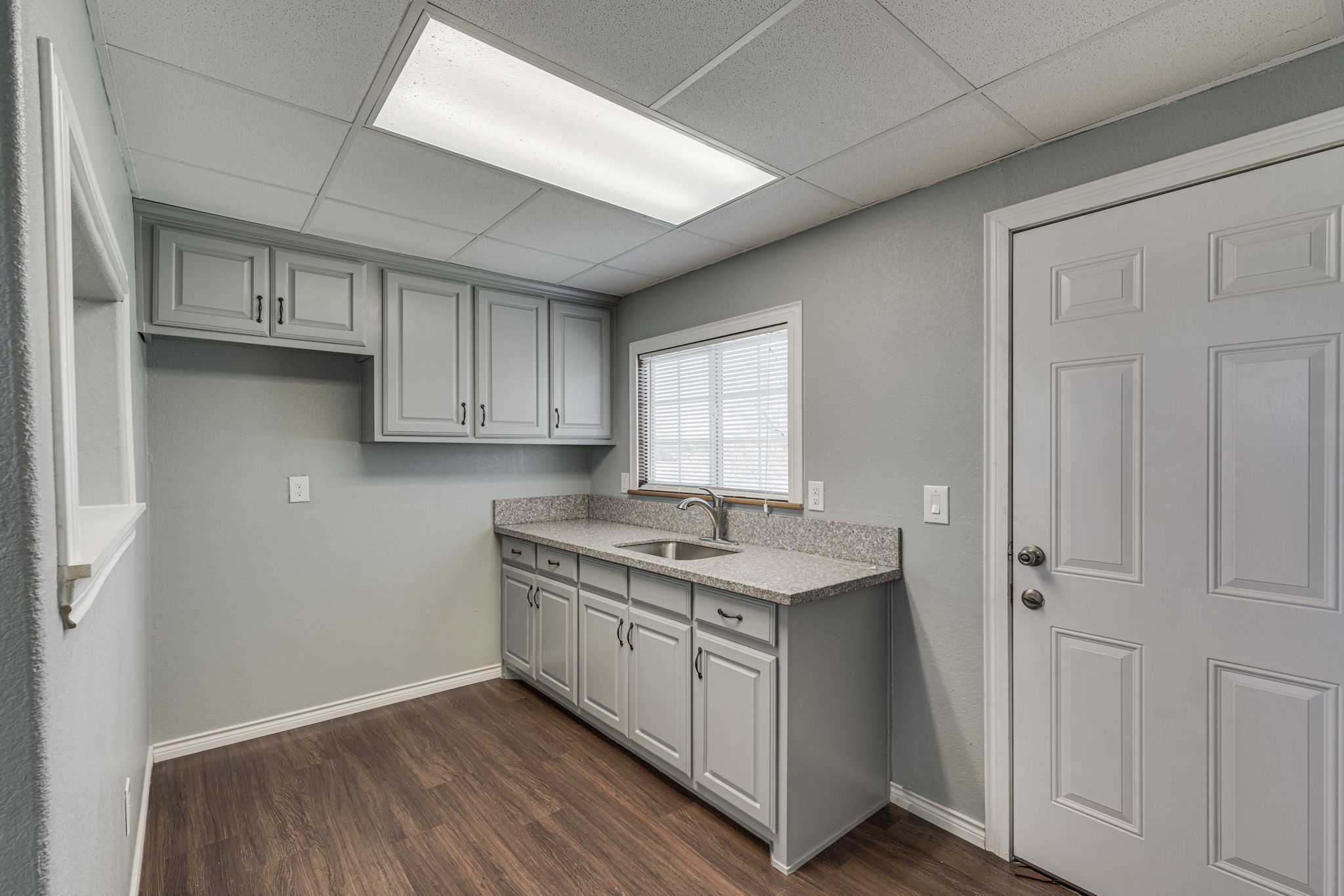 329 N State Highway 342 Red Oak TX 75154