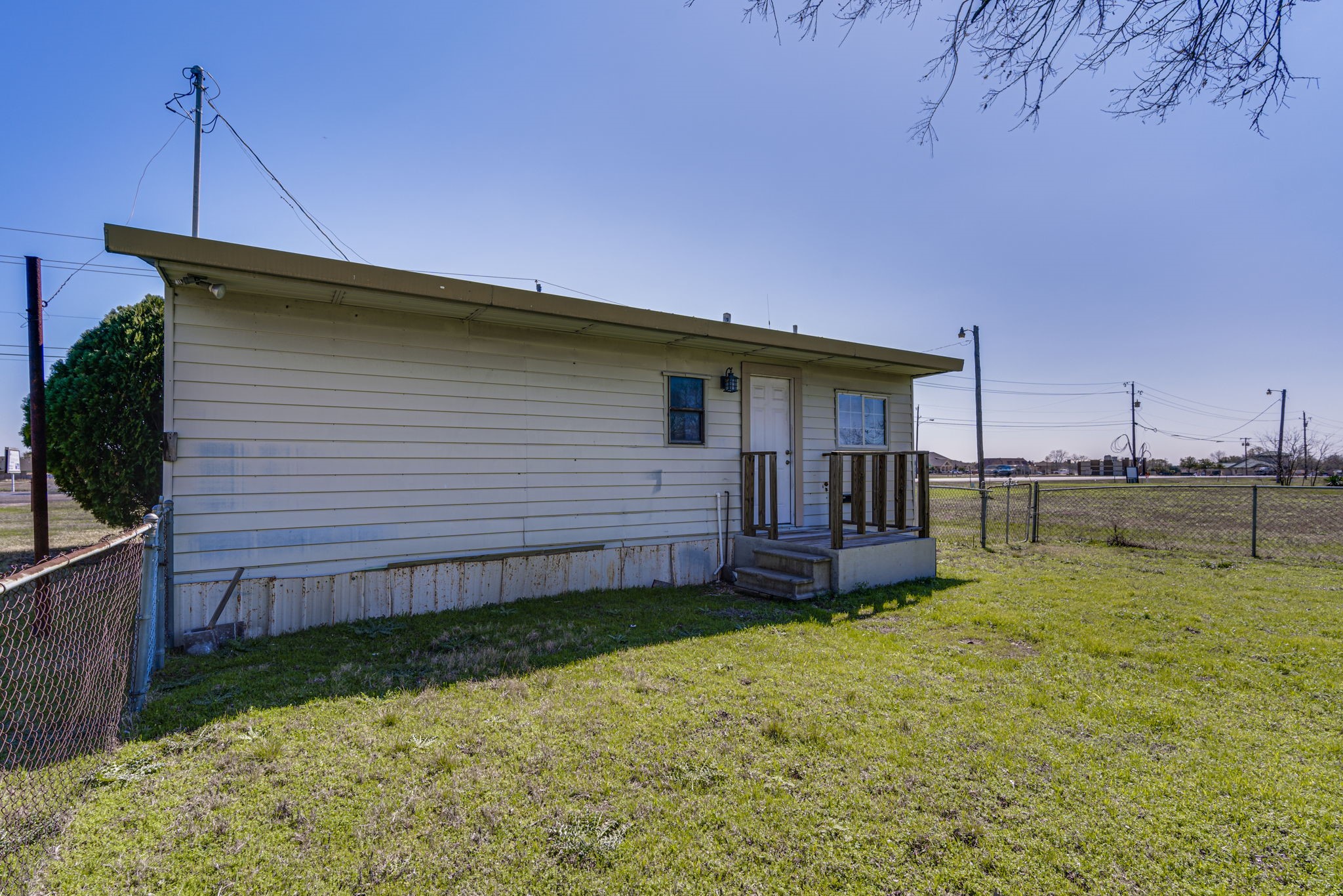 329 N State Highway 342 Red Oak TX 75154