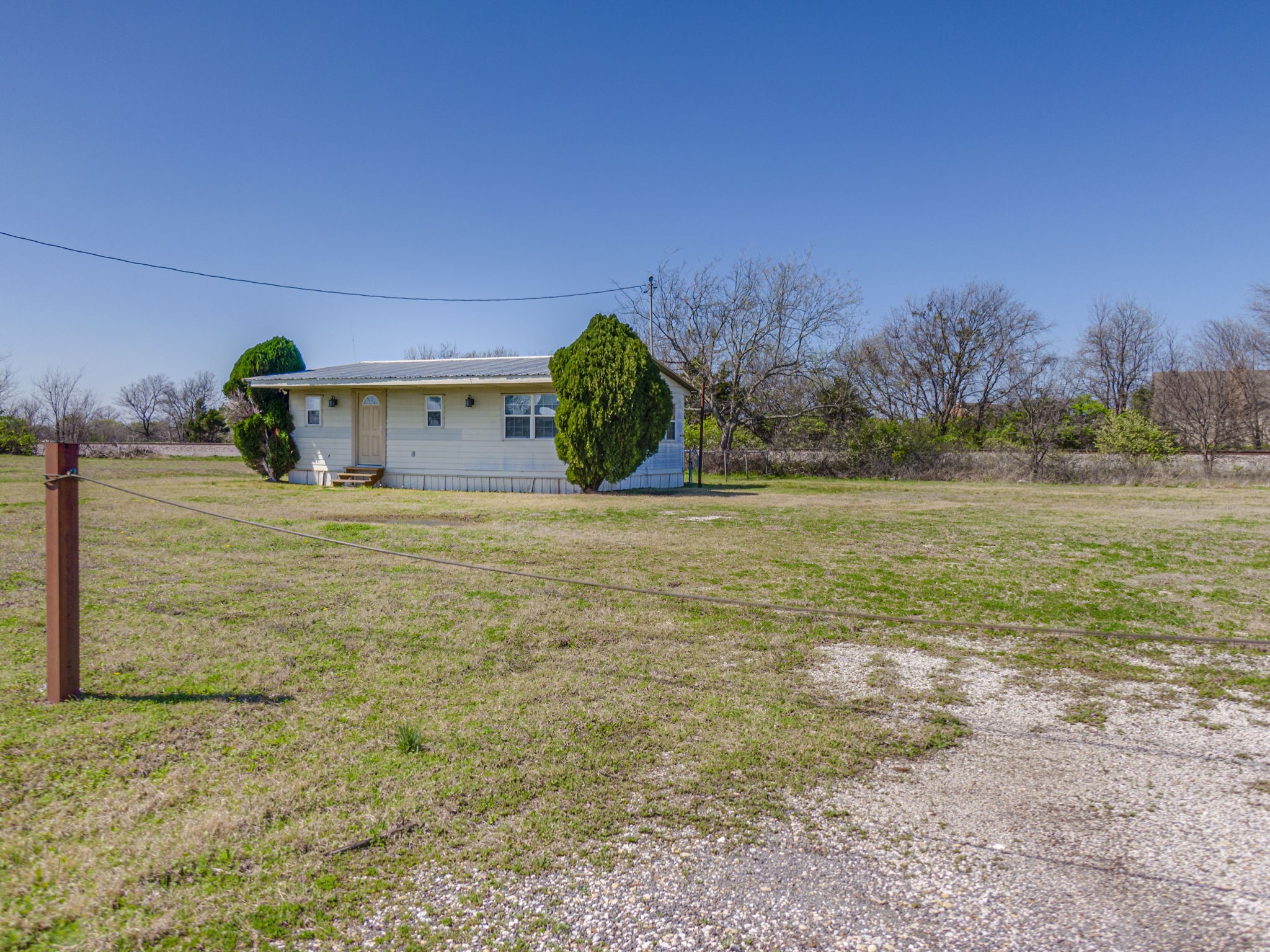 329 N State Highway 342 Red Oak TX 75154