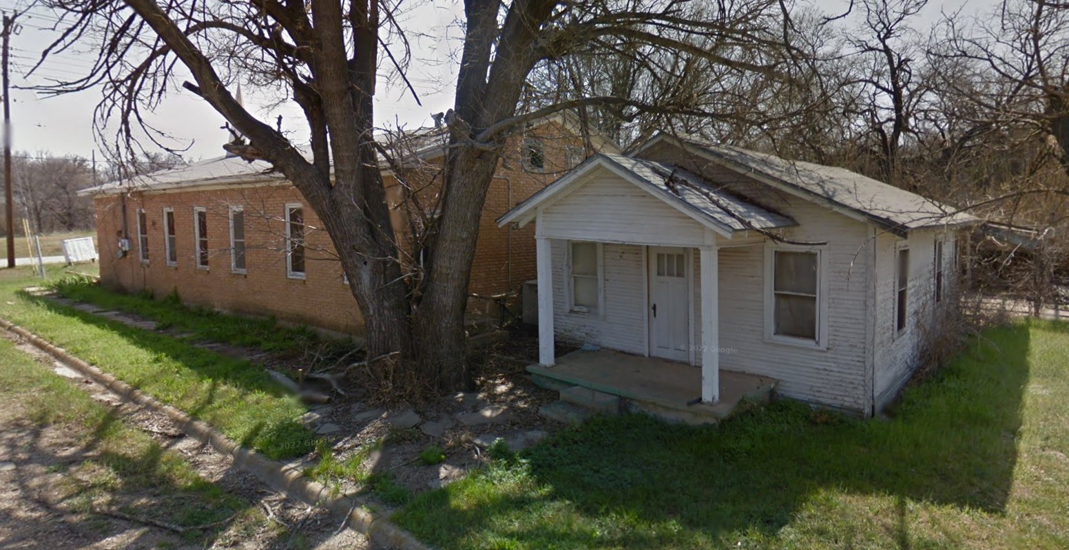 601 Robert Avenue Breckenridge TX 76424