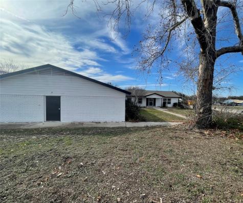 1405 W Storey Street San Saba TX 76877