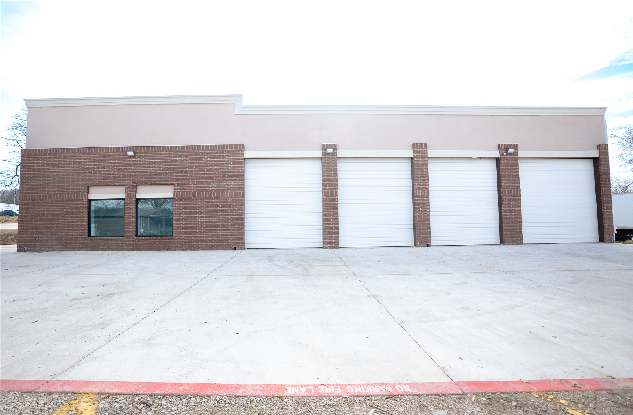 535 W Kennedale Parkway Kennedale TX 76060