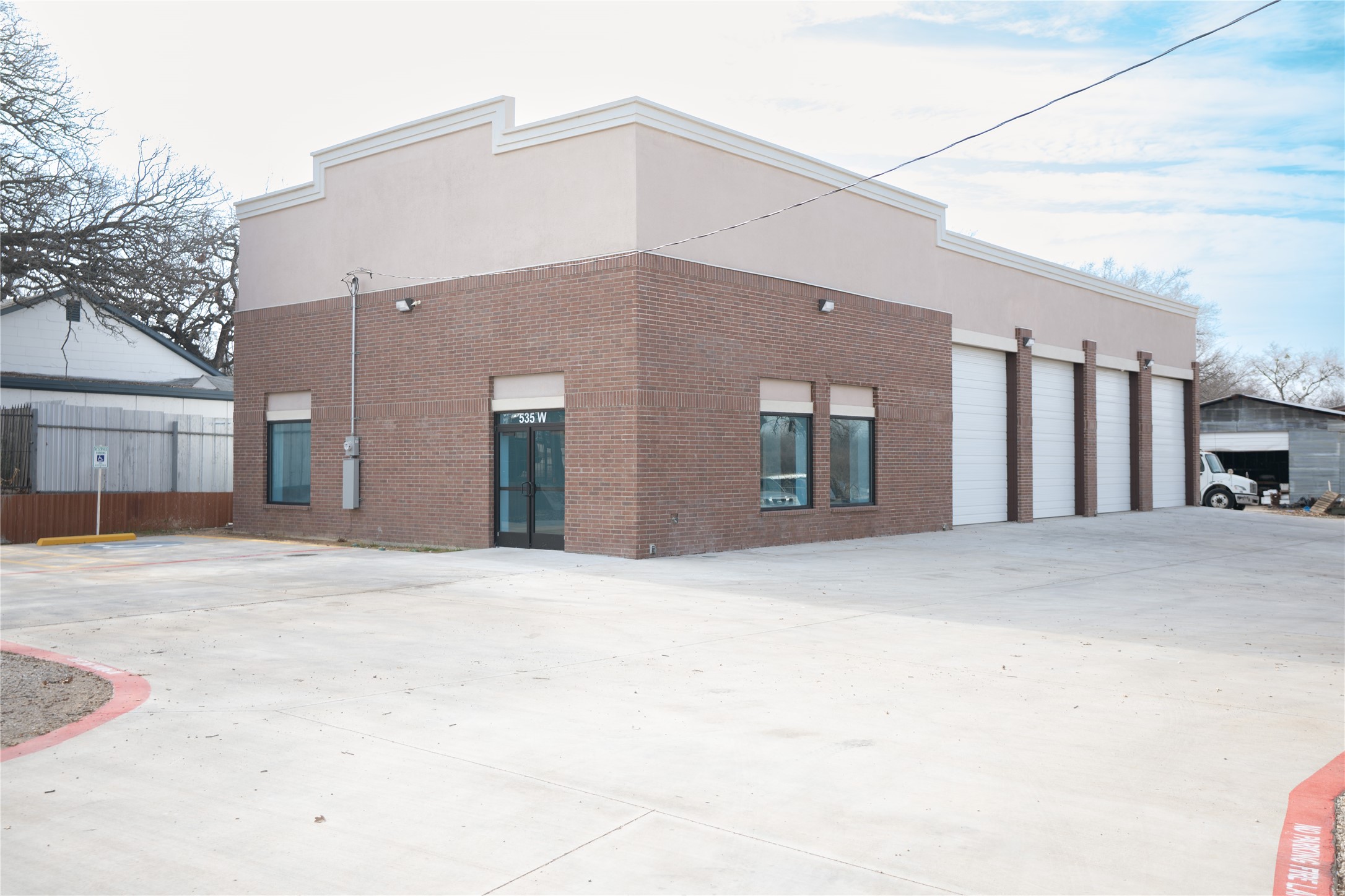 535 W Kennedale Parkway Kennedale TX 76060