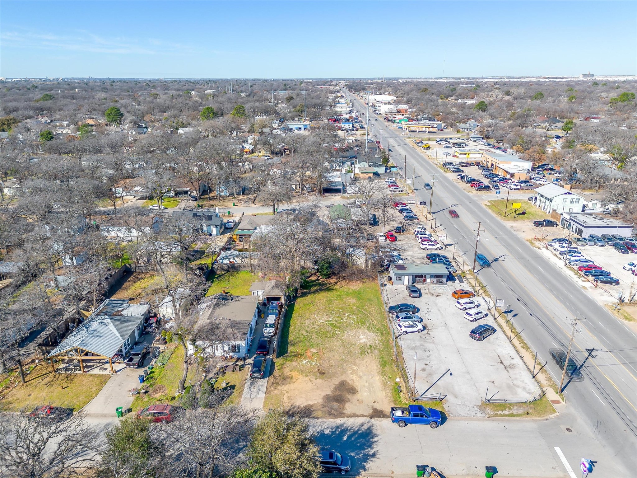 2329 Kings Avenue Haltom City TX 76117