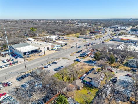 2329 Kings Avenue Haltom City TX 76117