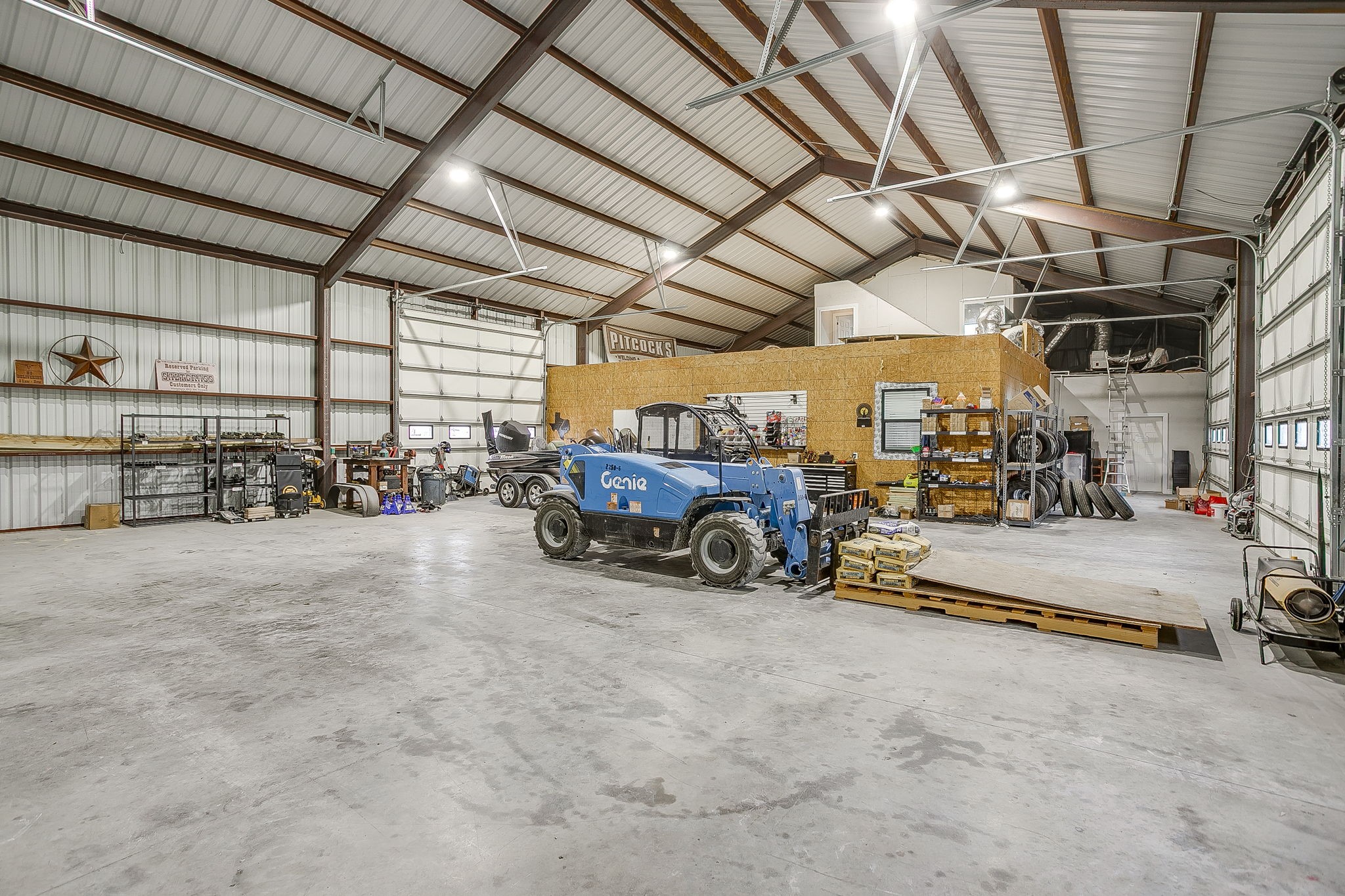 7209 N Highway 171 Godley TX 76044