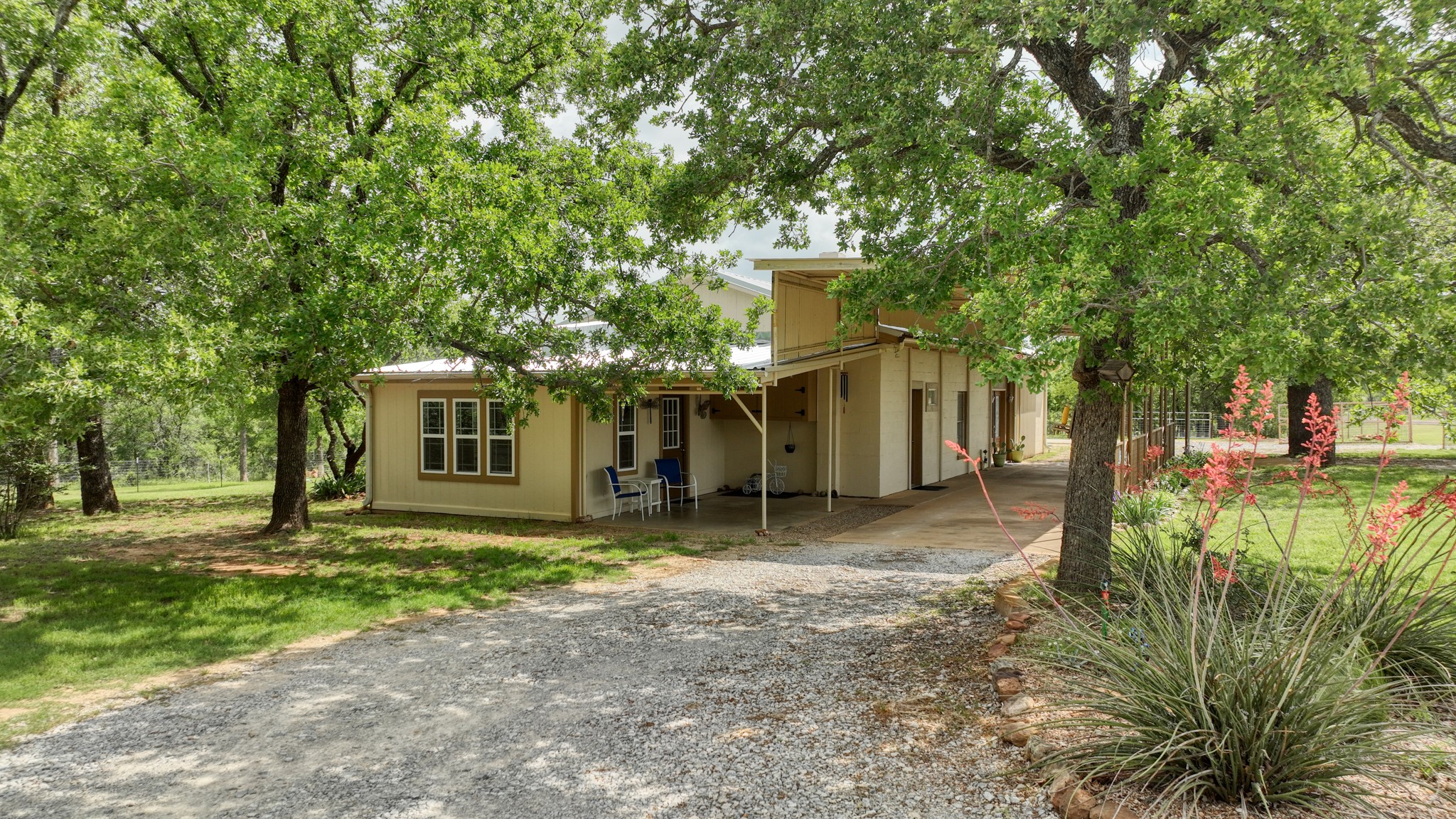 20531 S Farm-market 4 Lipan TX 76462