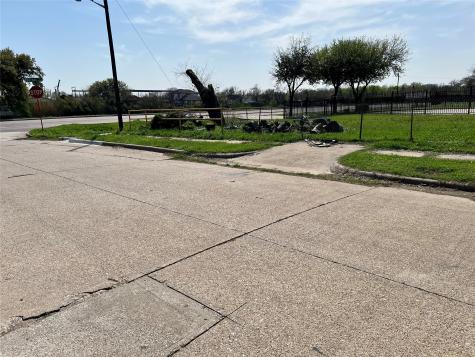 3327 Bernal Drive Dallas TX 75212