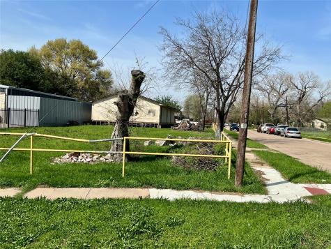 3327 Bernal Drive Dallas TX 75212