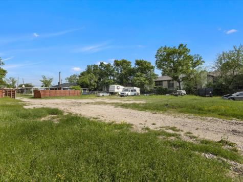 3521 Pioneer Road Balch Springs TX 75180