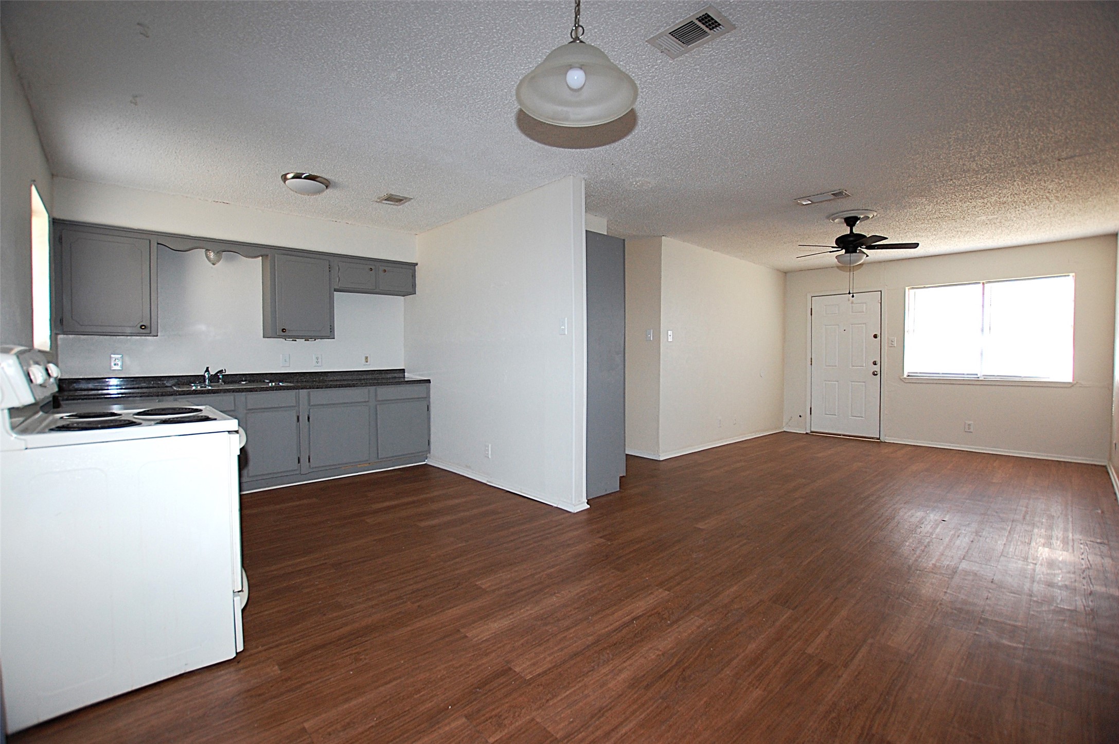 606 E Broad Street Forney TX 75126