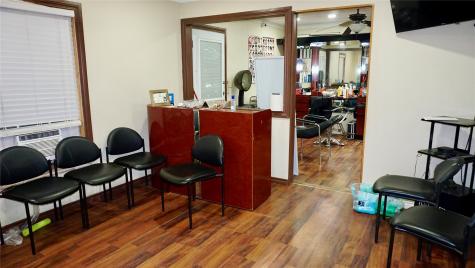 1206 S Main Lindale TX 75771
