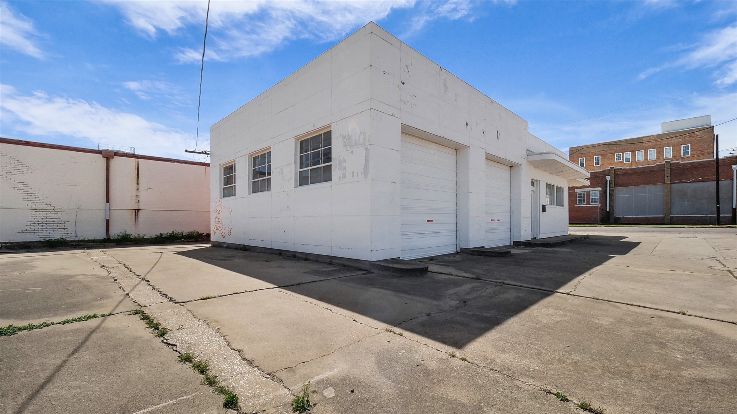 201 E Pecan Street Sherman TX 75090