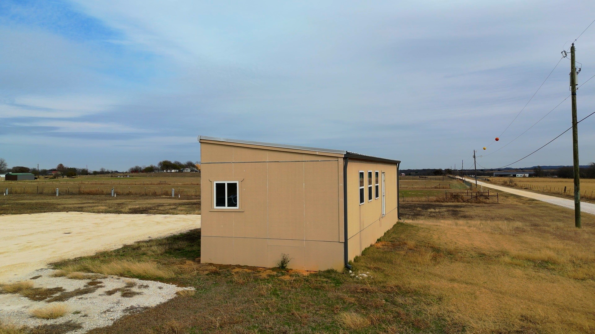 125 Hill County Road 4415 Grandview TX 76050