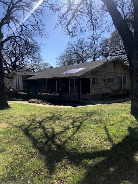 1501 N Main Street Weatherford TX 76086