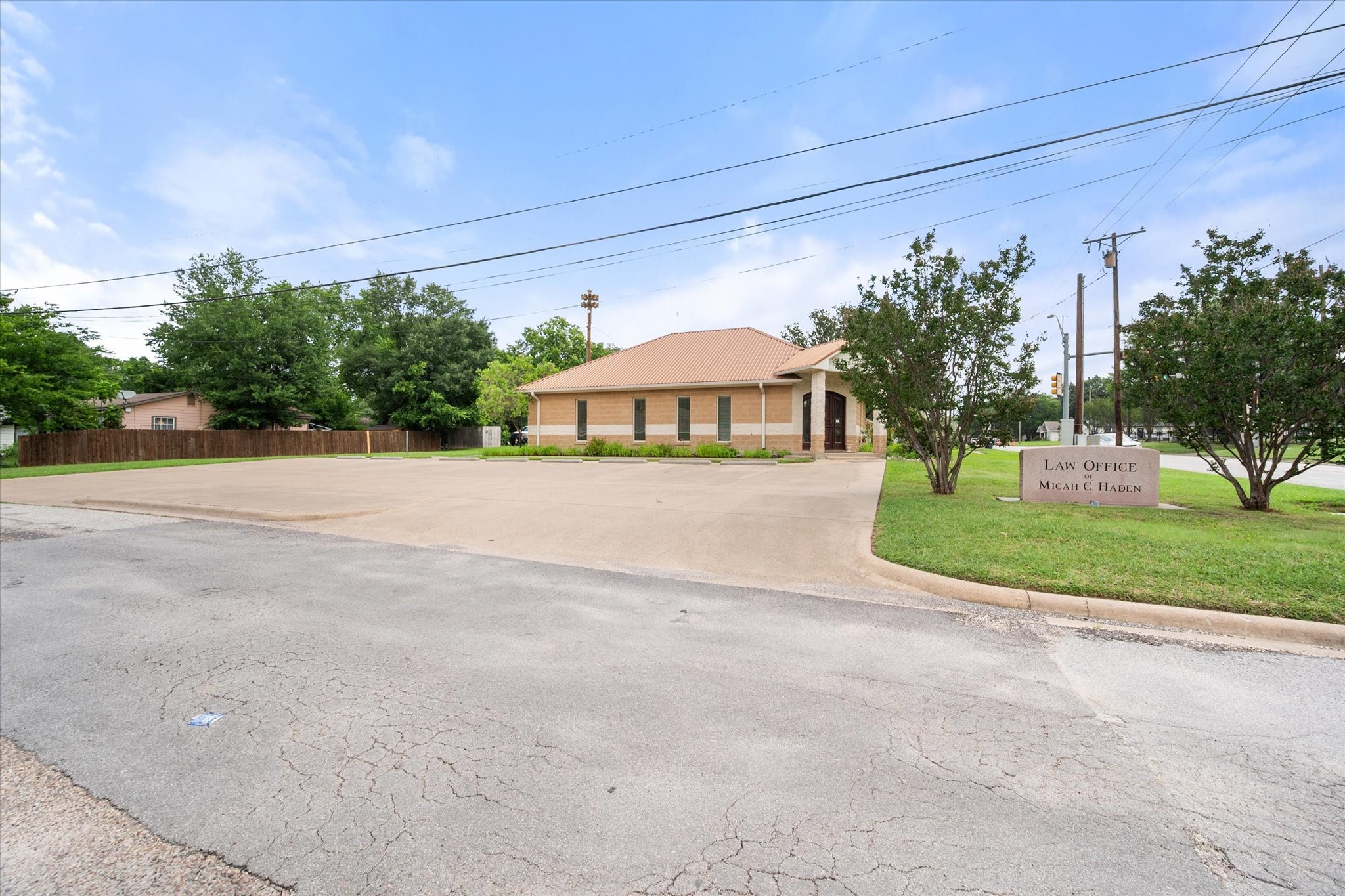 2220 W 2nd Avenue Corsicana TX 75110