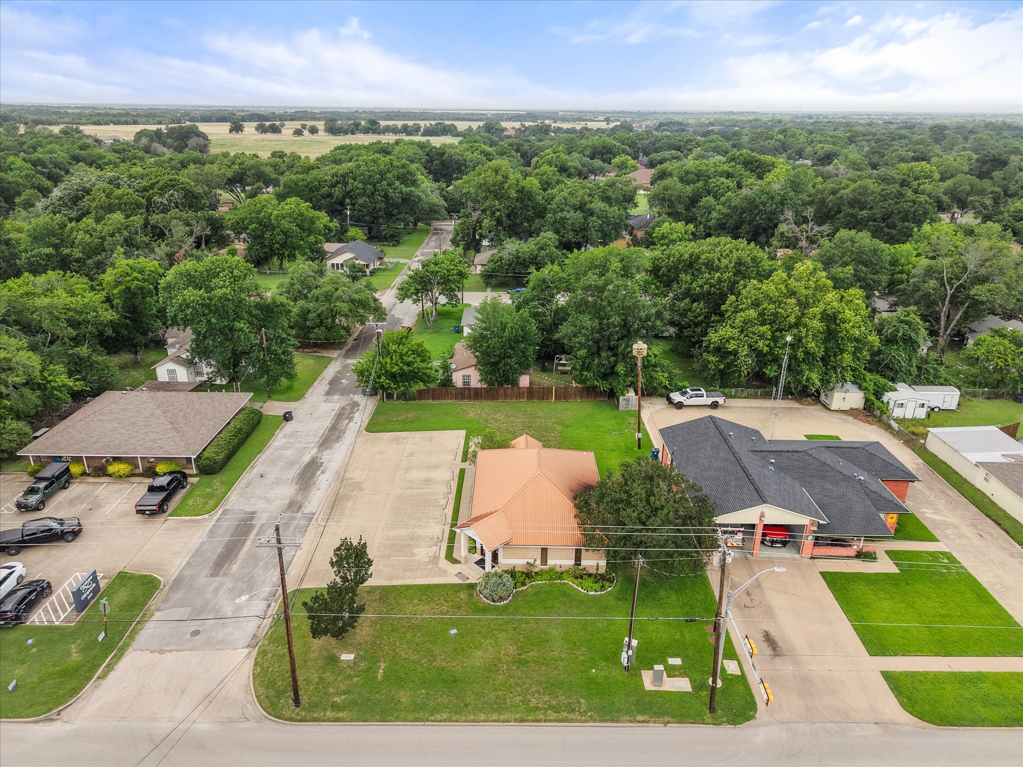 2220 W 2nd Avenue Corsicana TX 75110
