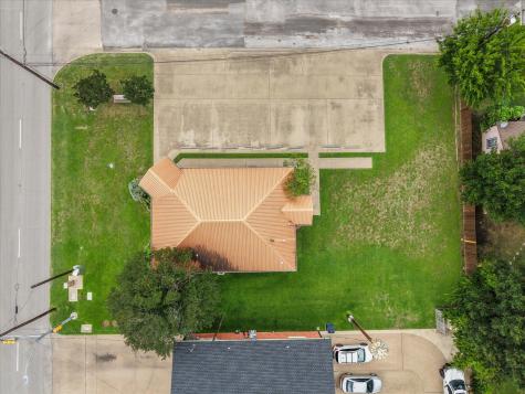 2220 W 2nd Avenue Corsicana TX 75110