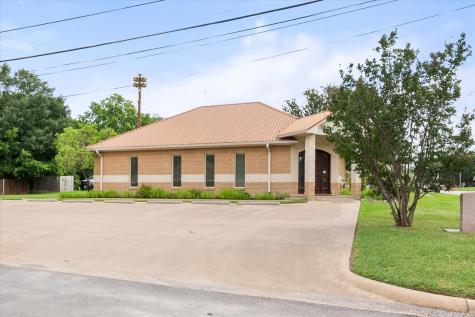 2220 W 2nd Avenue Corsicana TX 75110