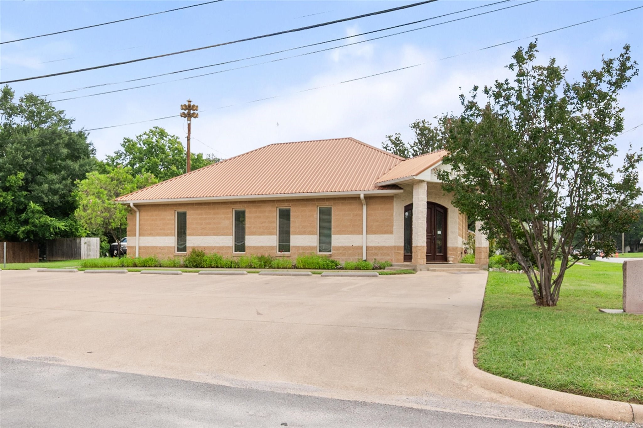 2220 W 2nd Avenue Corsicana TX 75110