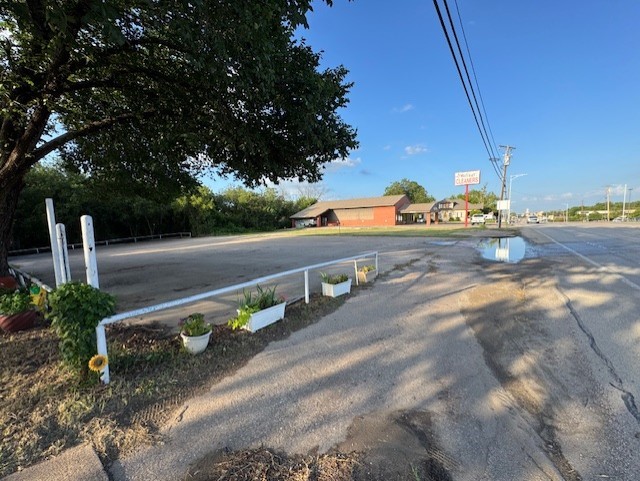 616 Palo Pinto Street Weatherford TX 76086