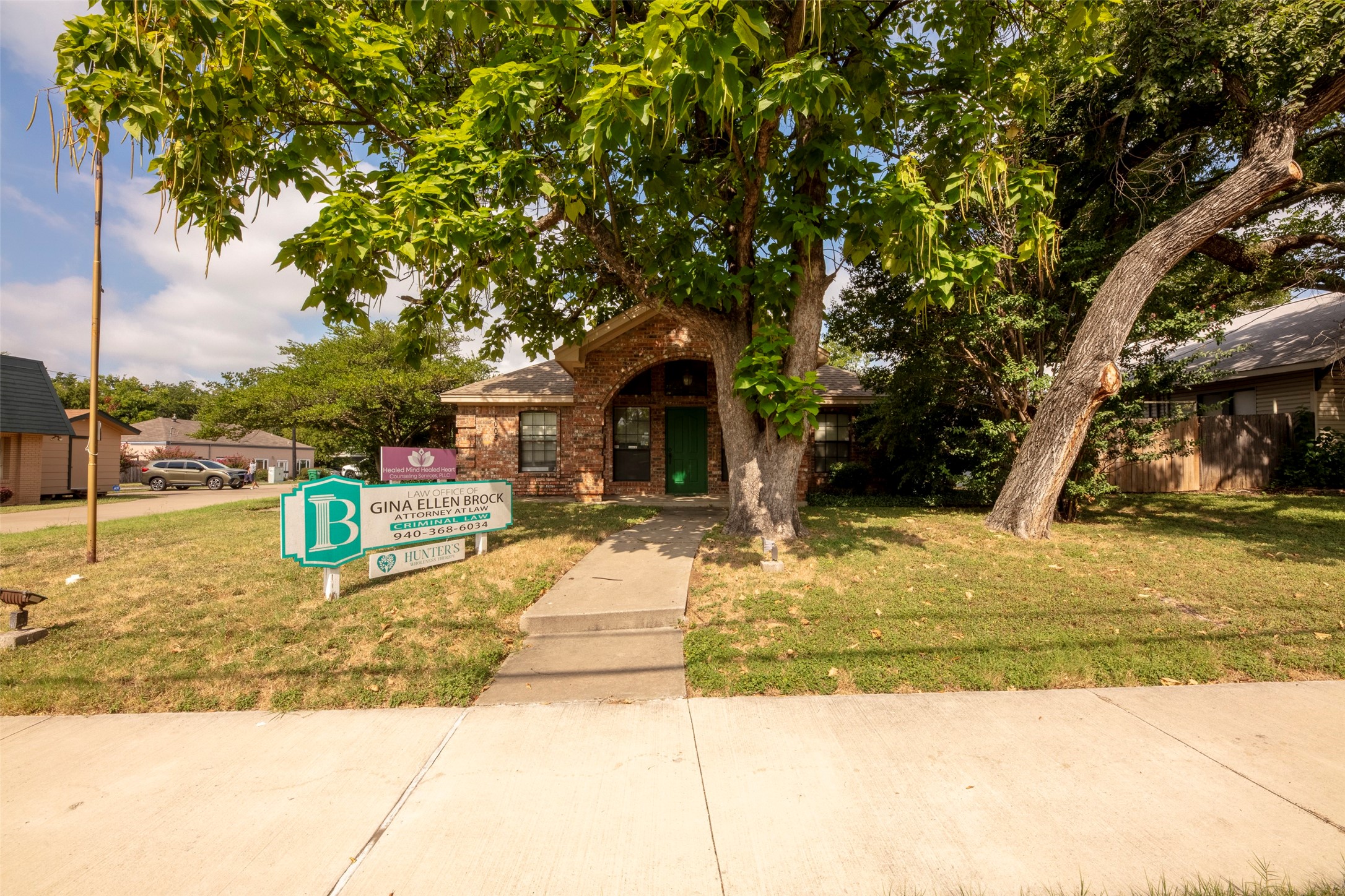 1005 N Elm Street Denton TX 76201