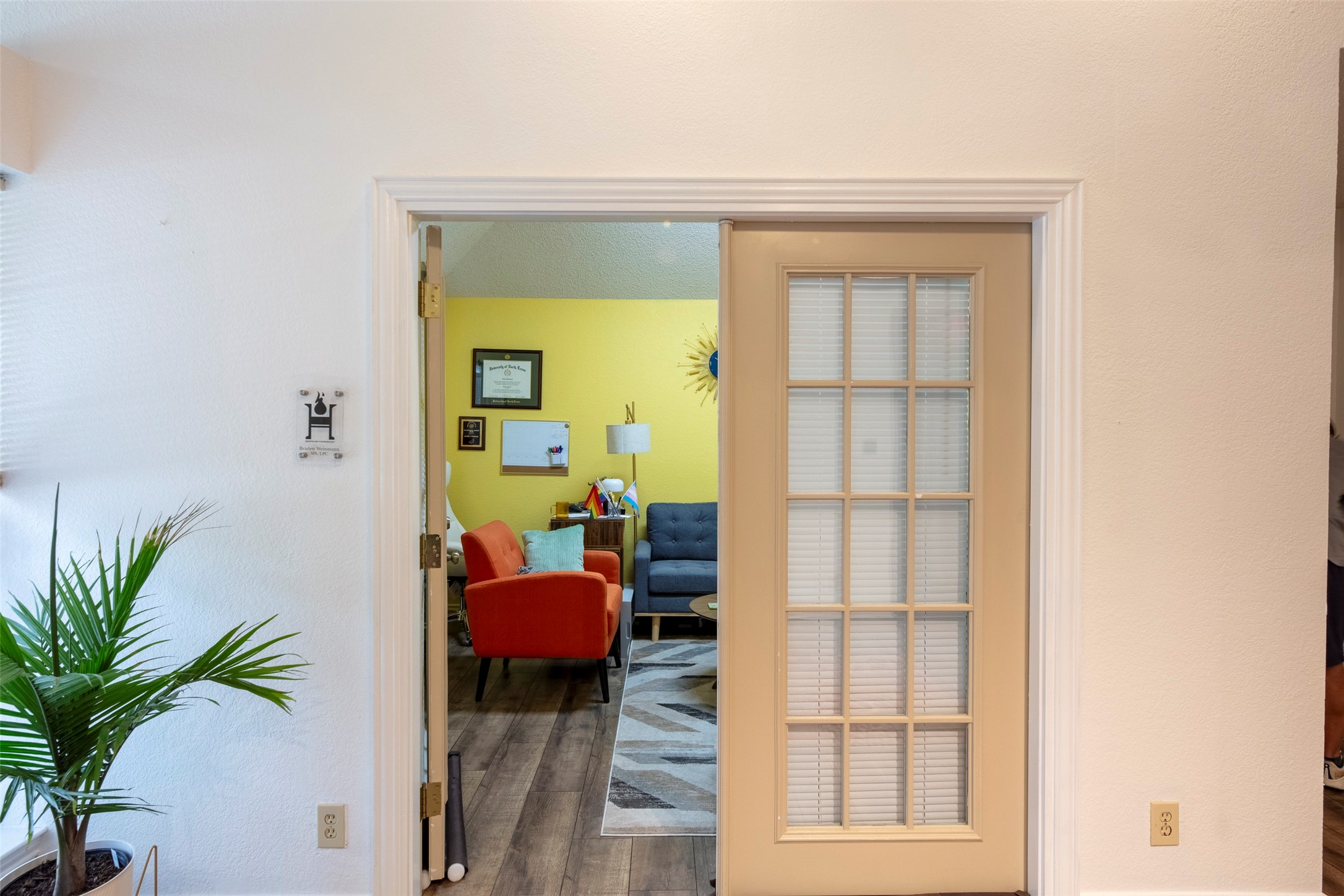 1005 N Elm Street Denton TX 76201