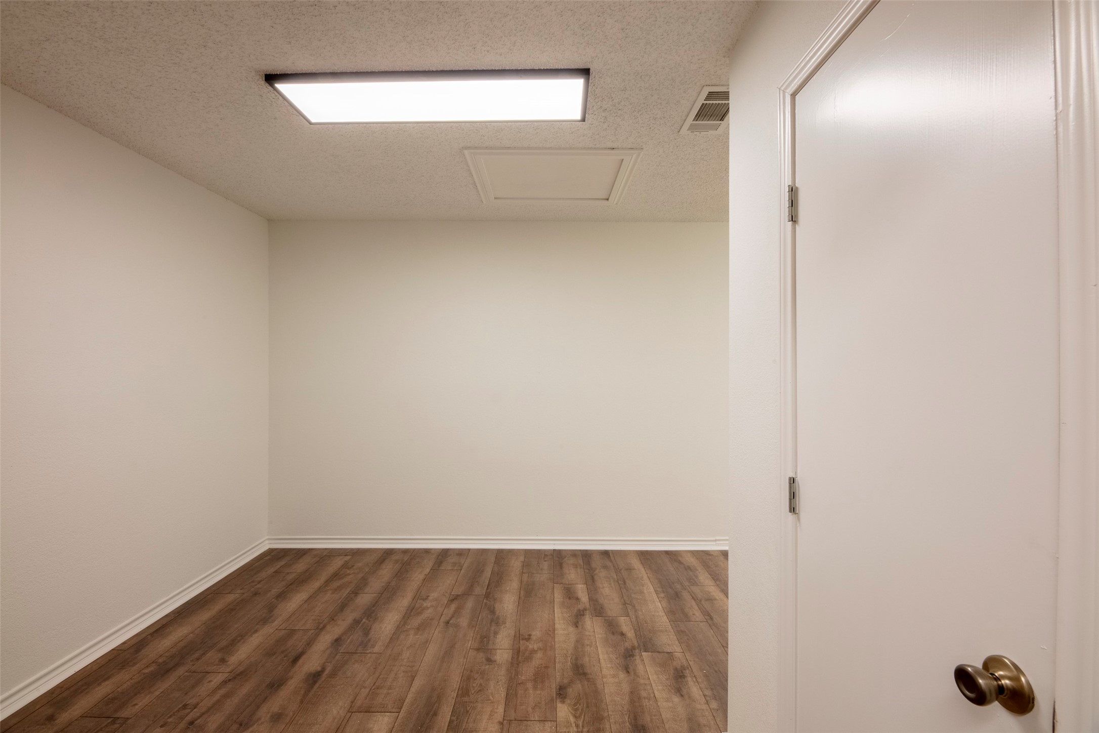 1005 N Elm Street Denton TX 76201