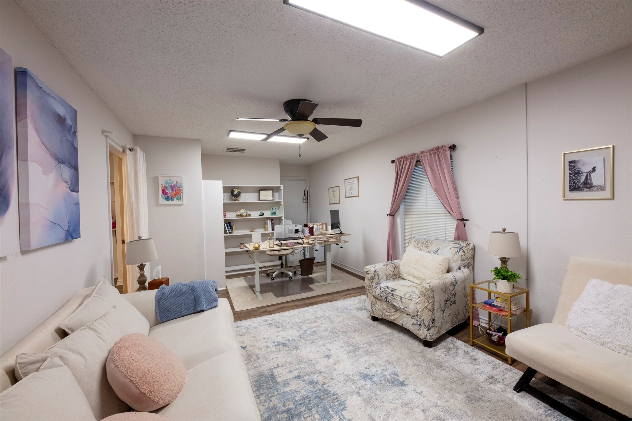 1005 N Elm Street Denton TX 76201