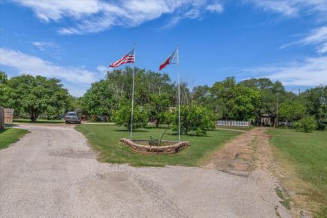 1498 Old Golf Course Road Belton TX 76513