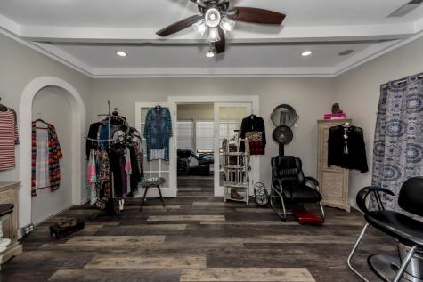 6712 Azle Avenue Lake Worth TX 76135