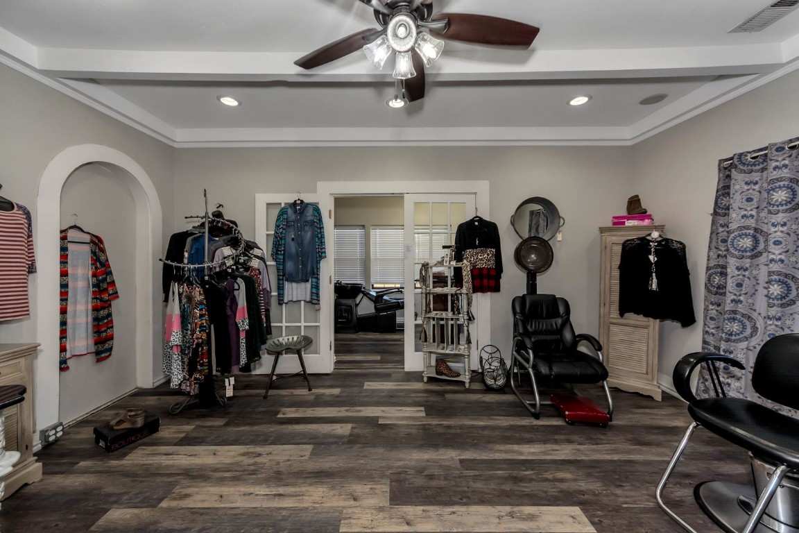 6712 Azle Avenue Lake Worth TX 76135